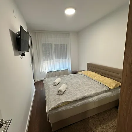 I&i Tesla Apartment *